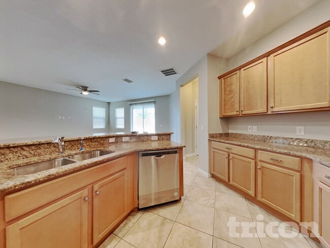 Foto del edificio - 12283 Moss Lake Loop