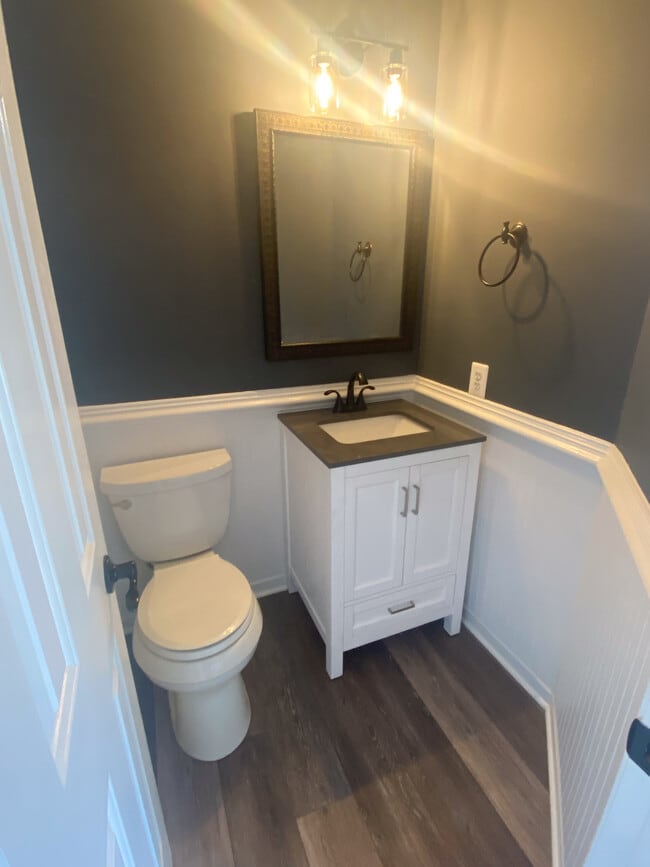 Foto del edificio - 754 Pine Drift Dr