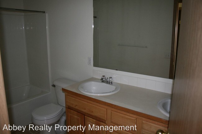 Building Photo - 9424 Fagan Ct NE