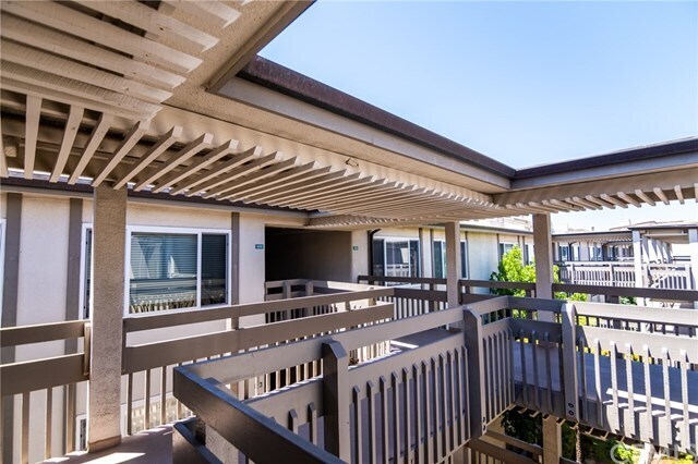 Building Photo - 230 S Catalina Ave