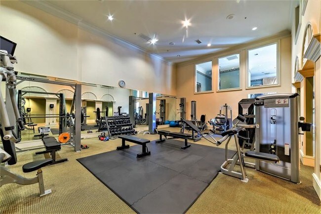 Foto del edificio - 3334 Peachtree Rd NE