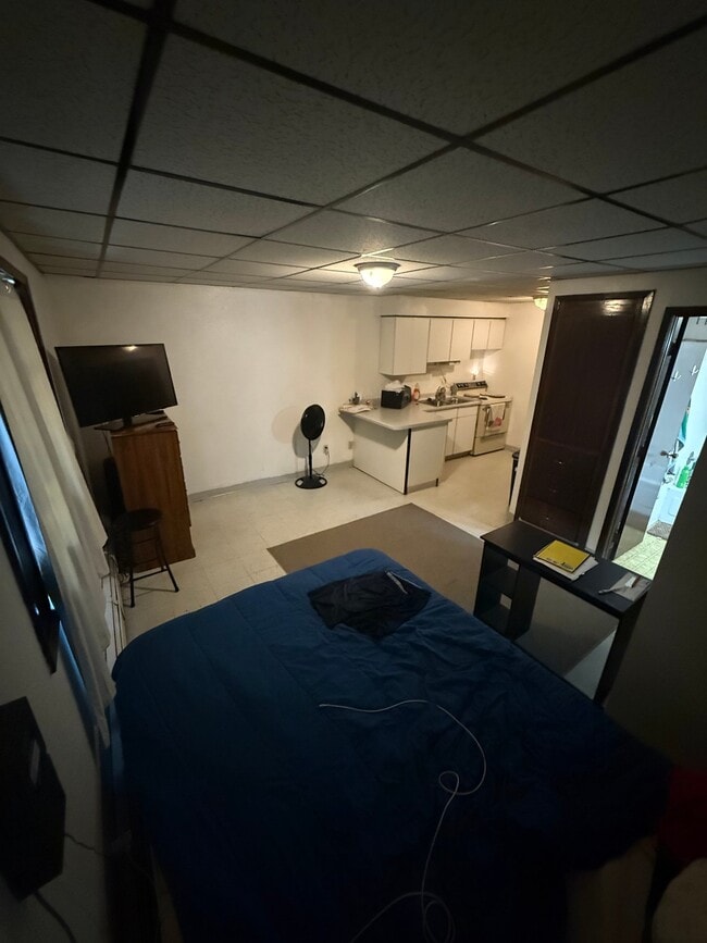 Foto del edificio - 320 Oak Ave N