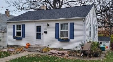 Building Photo - 3305 Xenwood Ave S