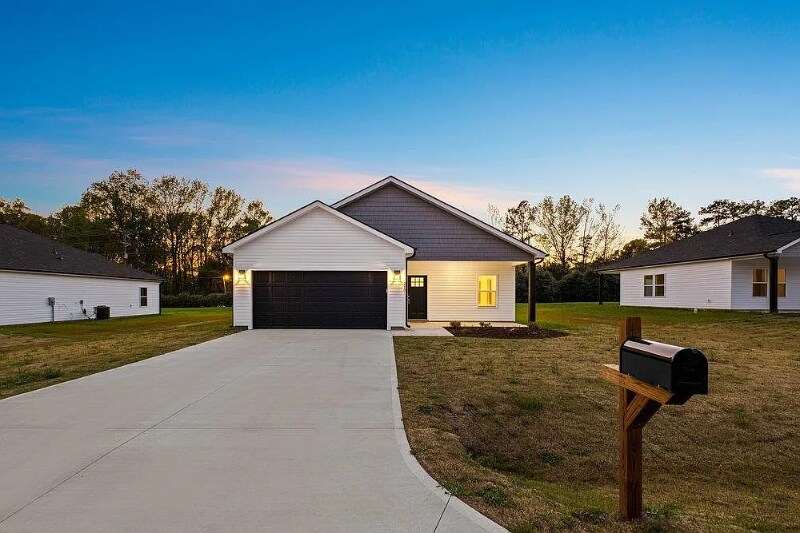 210 Essex Dr, Clinton, SC 29325 House Rental in Clinton, SC