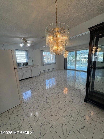 Foto del edificio - 3248 Beachview Dr