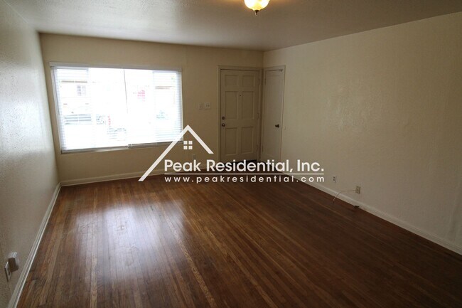 Foto del edificio - Charming 2bd/1ba South Land Park Home with...