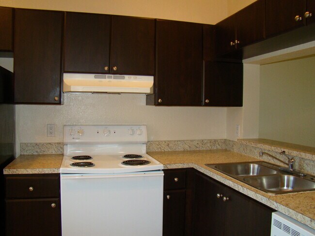 Foto del edificio - !!!= ACT FAST ==THE PRICE WILL NOT LAST =!!! Same Day Approvals - Quick Move