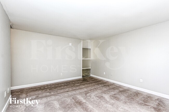 Foto del edificio - 5837 Walsham Way