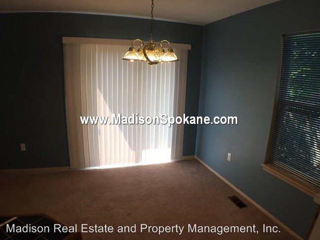 Foto del edificio - 3522-3528 S Mt Vernon St