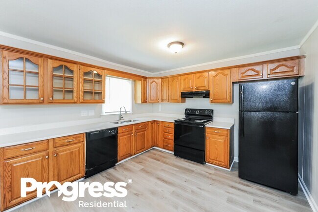 Foto del edificio - 1338 W Stoneybrook Dr
