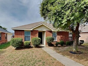Building Photo - 7536 Marietta Ln