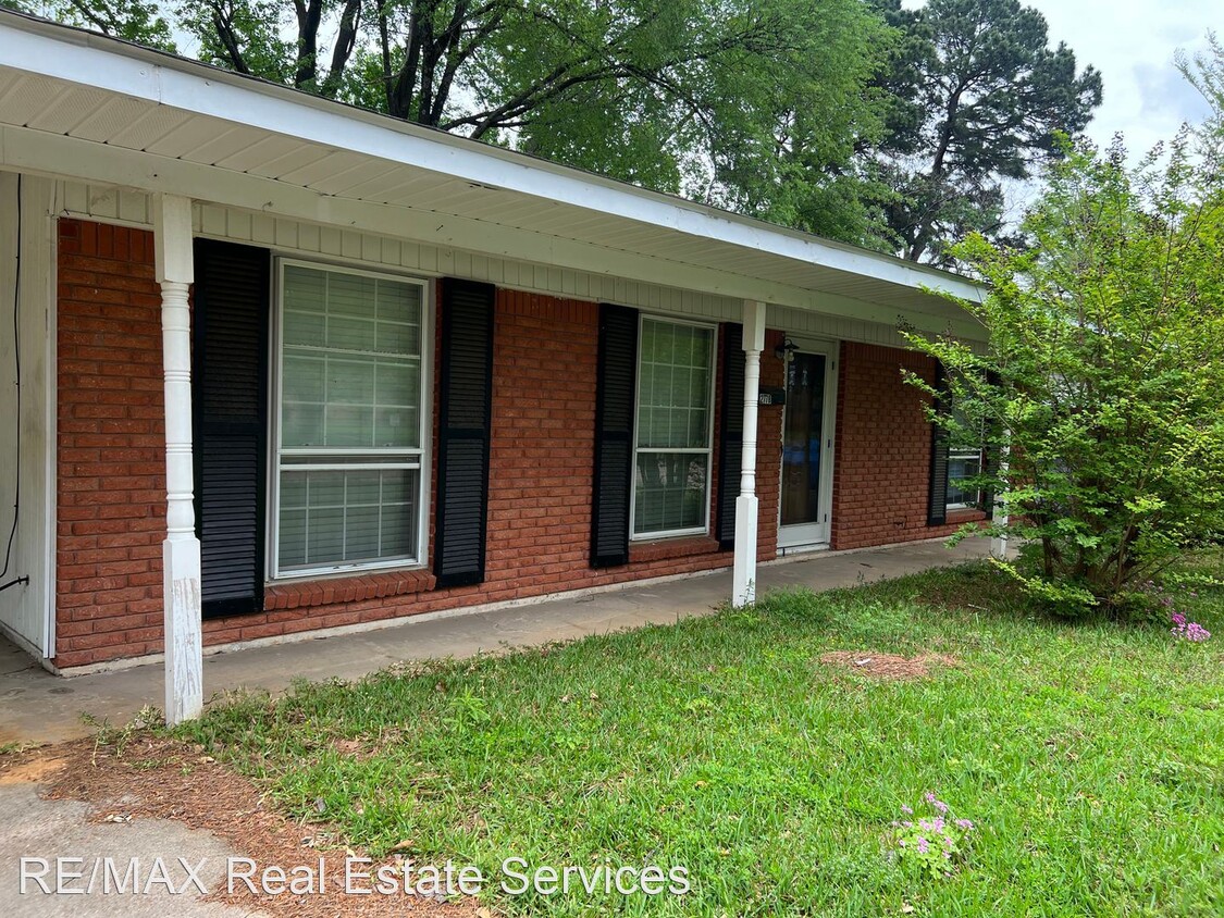 3 br, 2 bath House 2778 Mackey Lane House Rental in Shreveport, LA