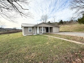 Building Photo - 443 Aud Orr Dr