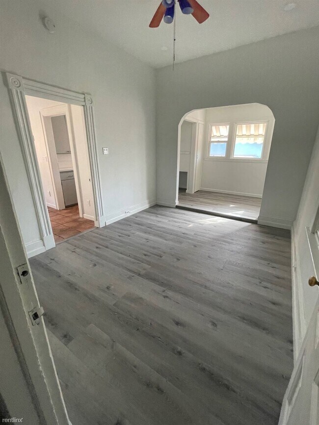 Building Photo - 3 br, 1 bath House - 49 South 9th Street