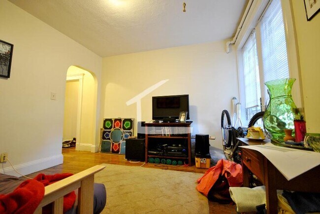 Foto del edificio - 307 Allston St