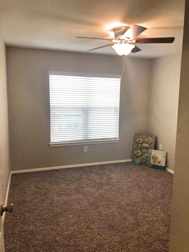 Windy Shores Apartments Aransas Pass, TX