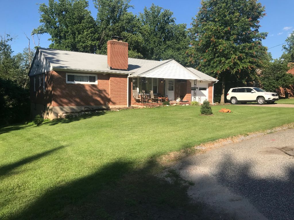 front yard - 7618 Donny Ter