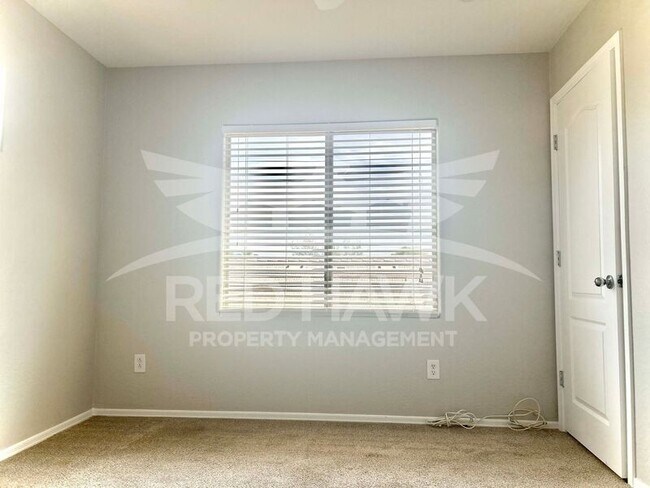 Foto del edificio - 3678 E Waite Ln