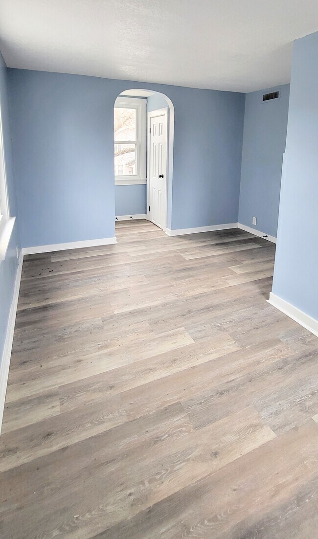 Foto del edificio - 4035 Buell Dr