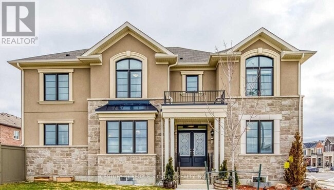 Building Photo - 744 Kennedy Cir W