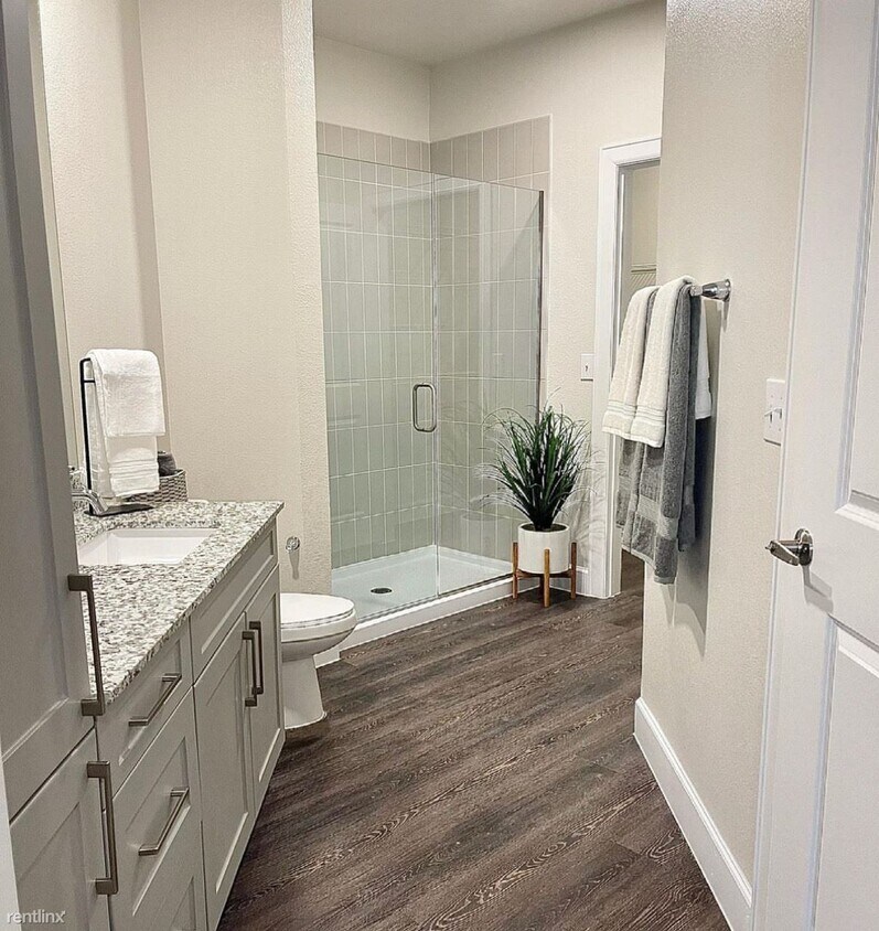 Foto del edificio - 2 br, 2 bath Condo - 700 E Whitestone Blvd...