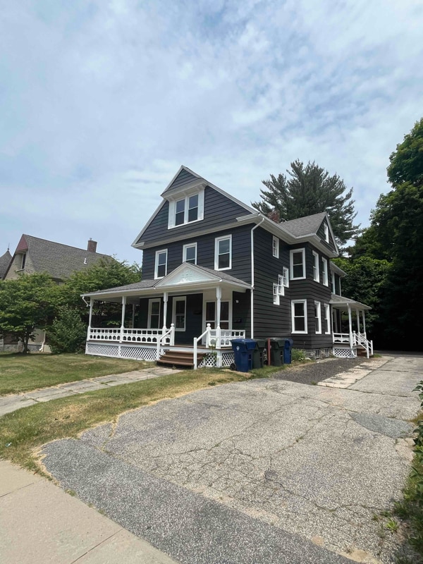 325 Prospect St Unit a 2, Windham, CT 06226 Room for Rent in Windham