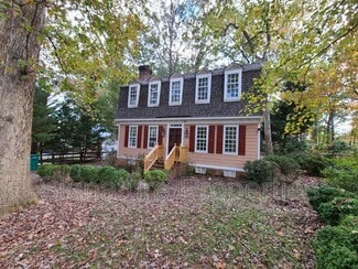 Building Photo - 2302 Mountainbrook Dr