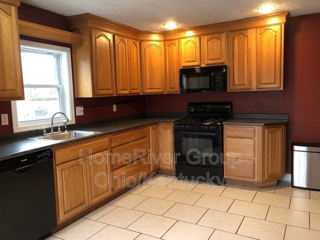 Building Photo - 25967 Millwood Rd