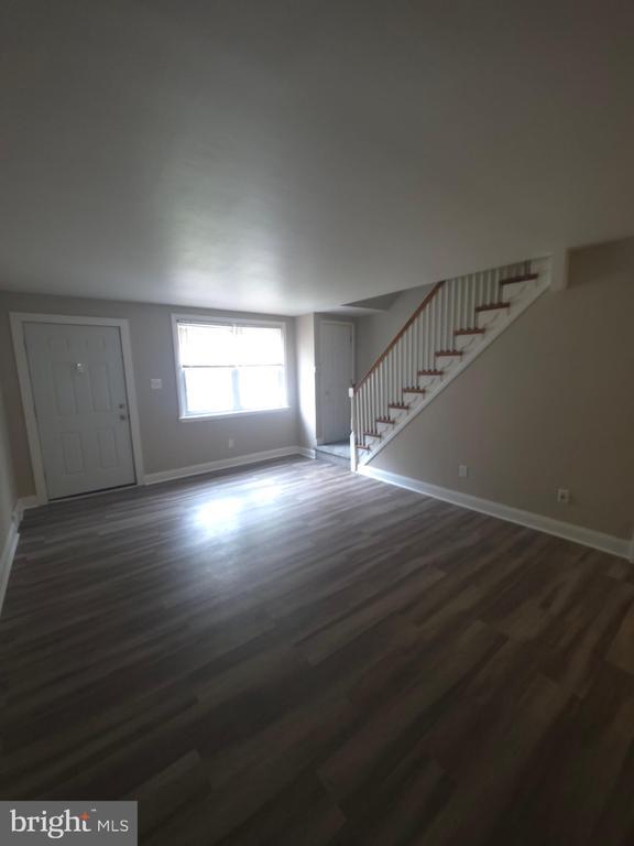 Foto principal - 136 Blanchard Rd