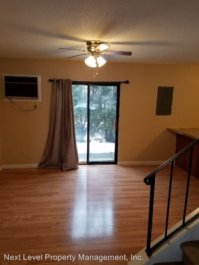Building Photo - 3 br, 1.5 bath House - 7 Hudson Heights