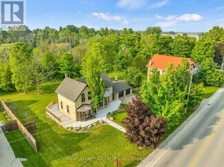 Building Photo - 16 Hillcrest St W