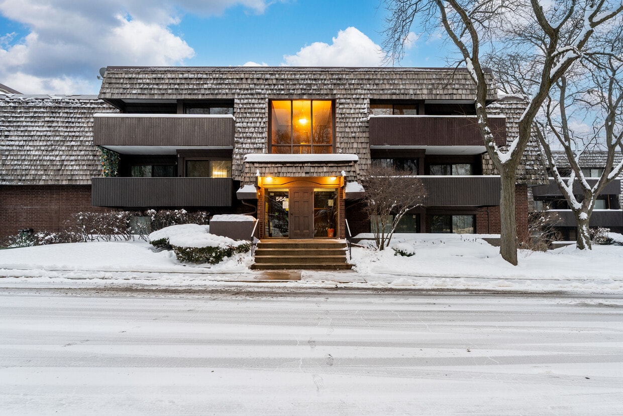 Foto principal - 564 Timber Ridge Dr