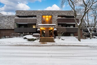 Building Photo - 564 Timber Ridge Dr