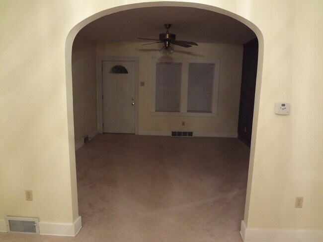 Living Room - 327 Wayne St