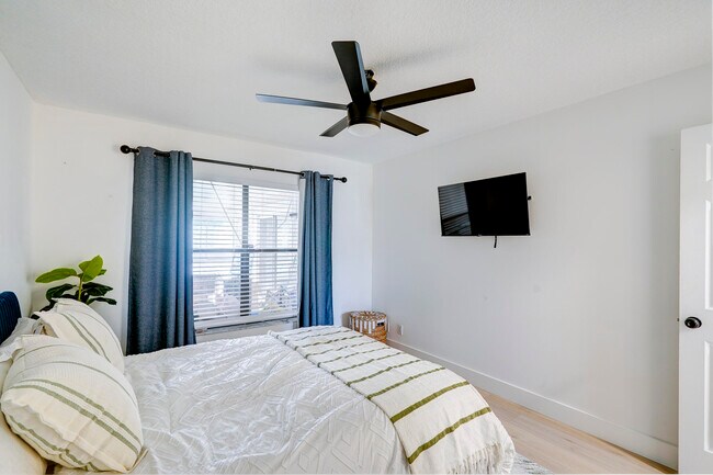 Foto del edificio - 7595 Deuce Ln