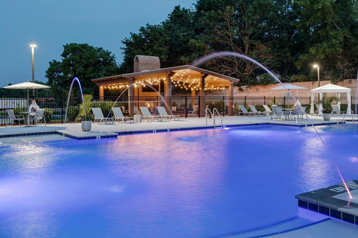 Reunion Township Apartments at 109 - Reunion Township Apartments at 109