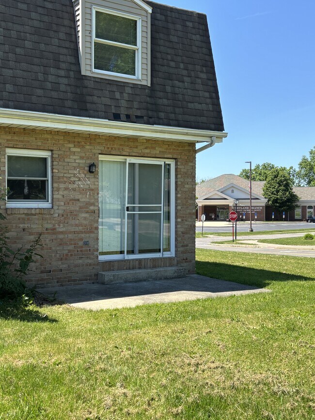 Foto del edificio - 601 Lakeview Dr