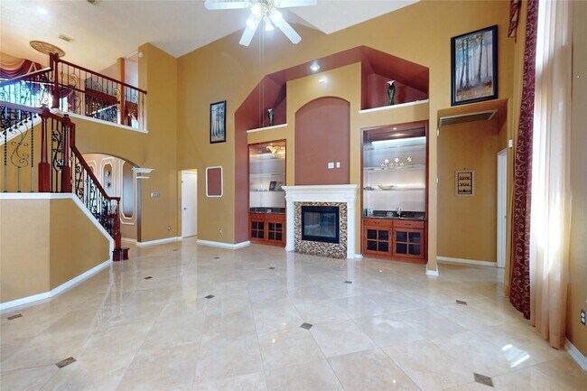 Foto del edificio - 4834 Zachary Ln