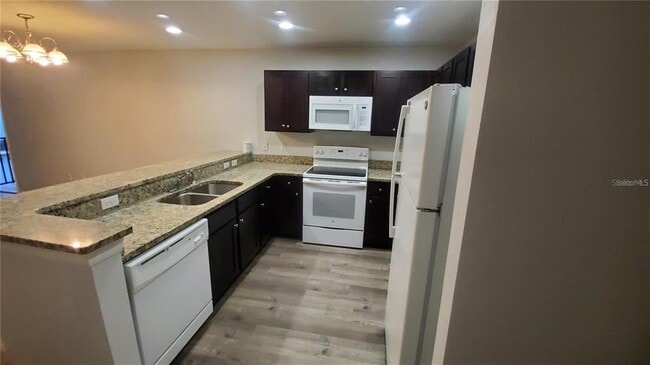 Foto del edificio - 284 Gardner Ln