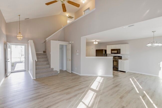 Building Photo - 348 Atherton Dr