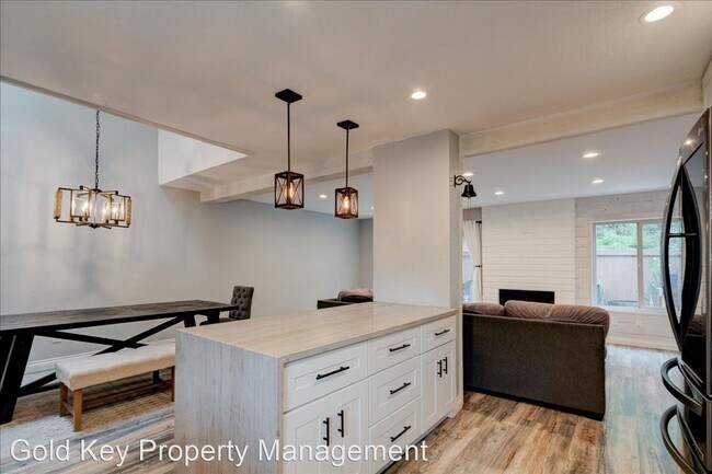 Foto del edificio - 4 br, 2.5 bath House - 9769 Caminito Doha