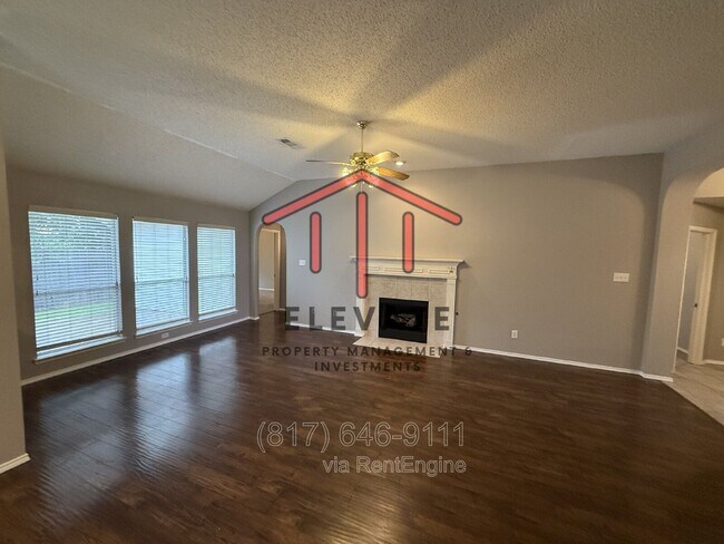 Foto del edificio - 6105 Comfort Dr