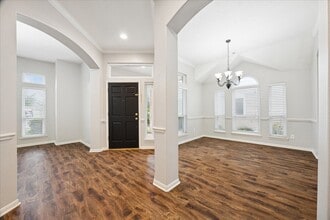 Building Photo - 11009 Collingswood Dr