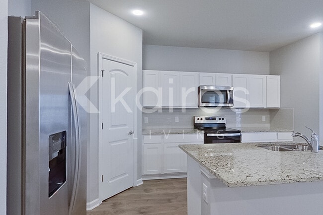 Foto del edificio - 130 Yardley Ct