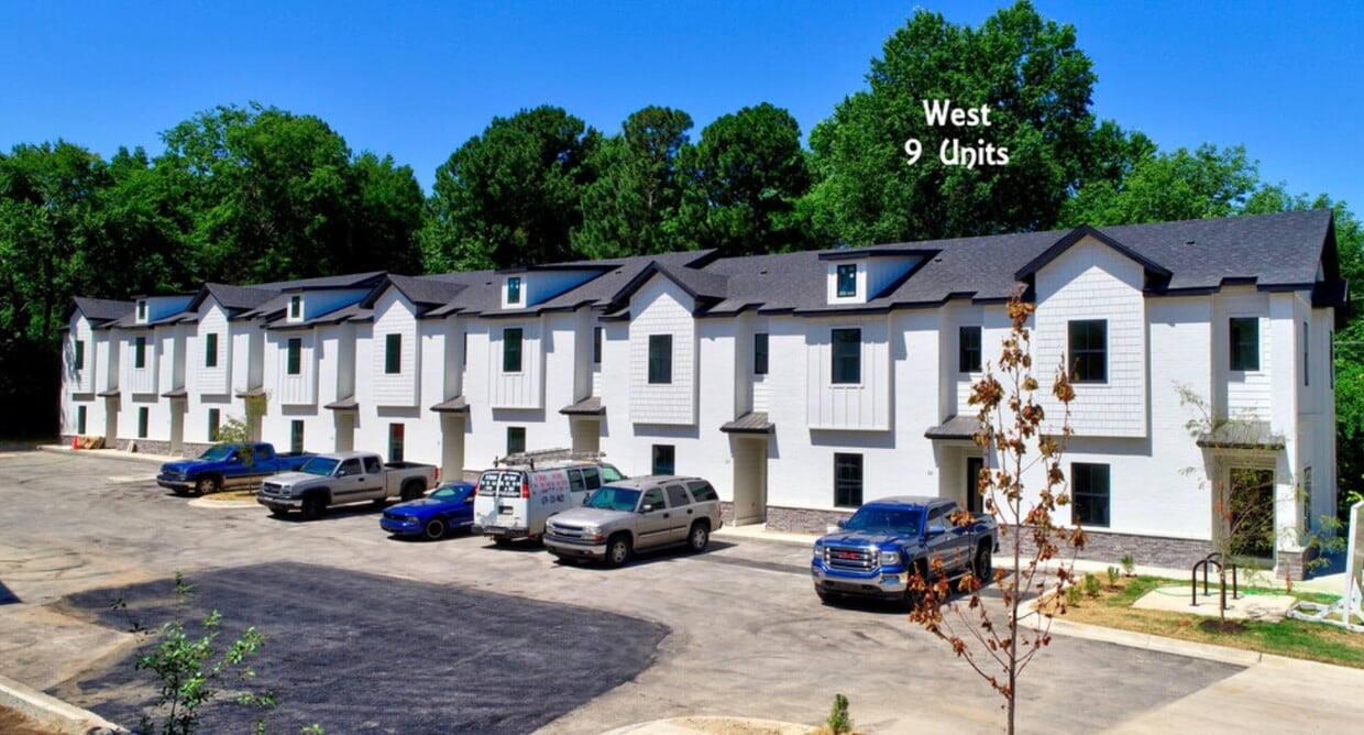 Photo - 1339 W Mt Comfort Rd (Fayetteville, AR)