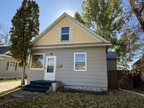 Building Photo - 326 Miles Ave Building Photo - 326 Miles Ave