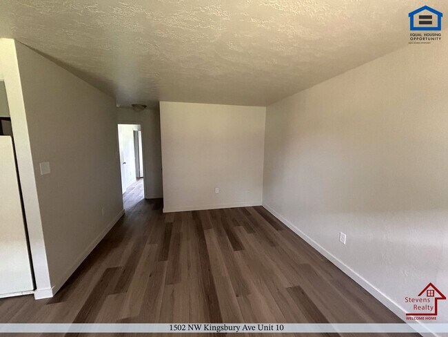 Foto del edificio - 1502 NW Kingsbury Ave
