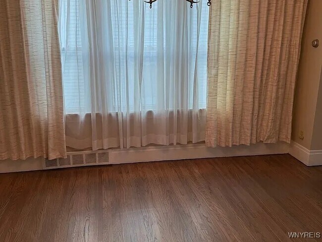 Foto del edificio - 300 North Park Ave