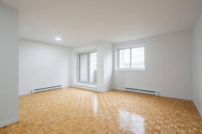 Building Photo - 2705 Modugno