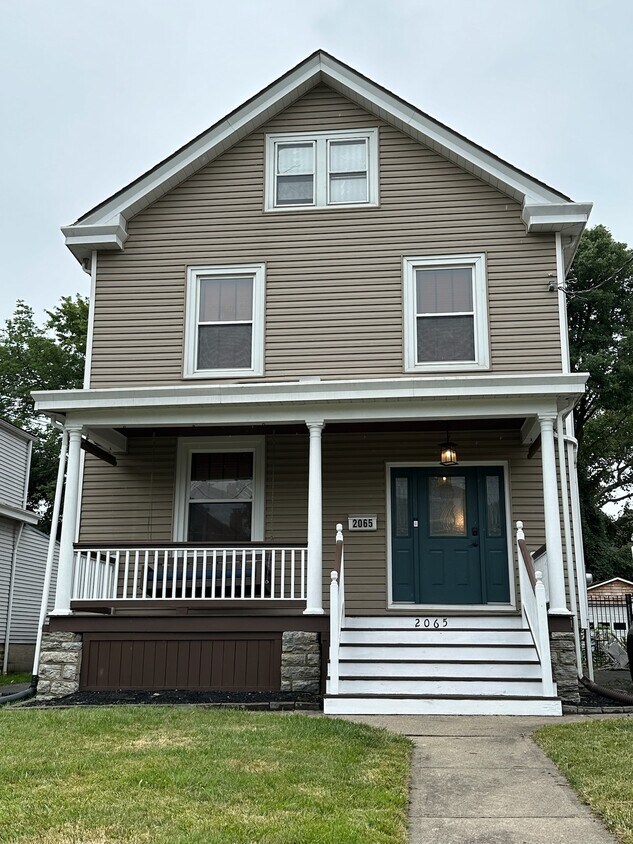 Primary Photo - 2065 Maple Ave